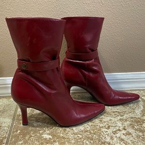 Antonio Melani Shoes | Burgundy leather heels Size 7.5M
